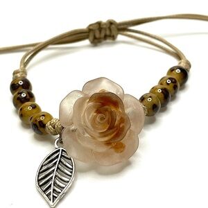 Chic Floral Bracelet with Silver Leaf Accent